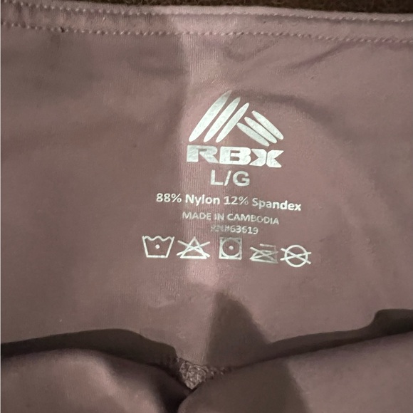 Set of 6 leggings! Some NWT! Reebok and Under Armour! 🇺🇸 are very cute! - Picture 6 of 14